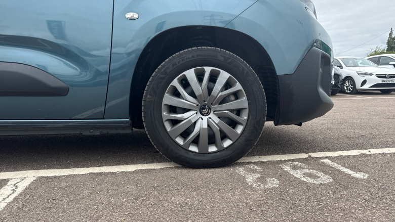 Citroen Berlingo 100kW Plus XL 52kWh 5dr Auto [7 Seat] Electric Estate